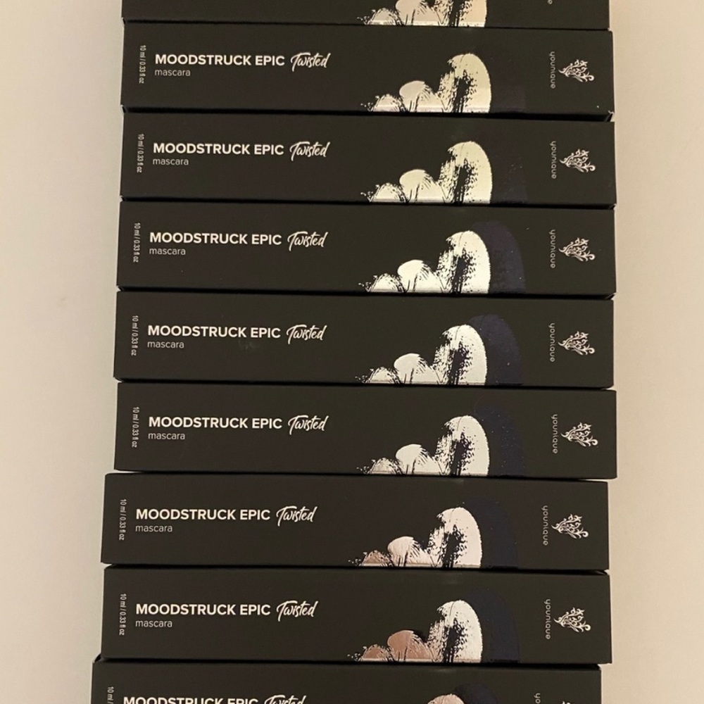 28 new twisted epic mascaras and 2 regular epic